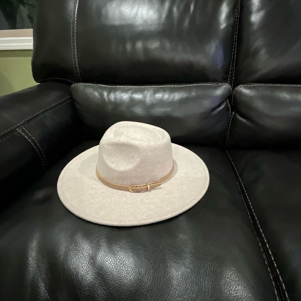 Elegant Cream Women's Fedora Hat